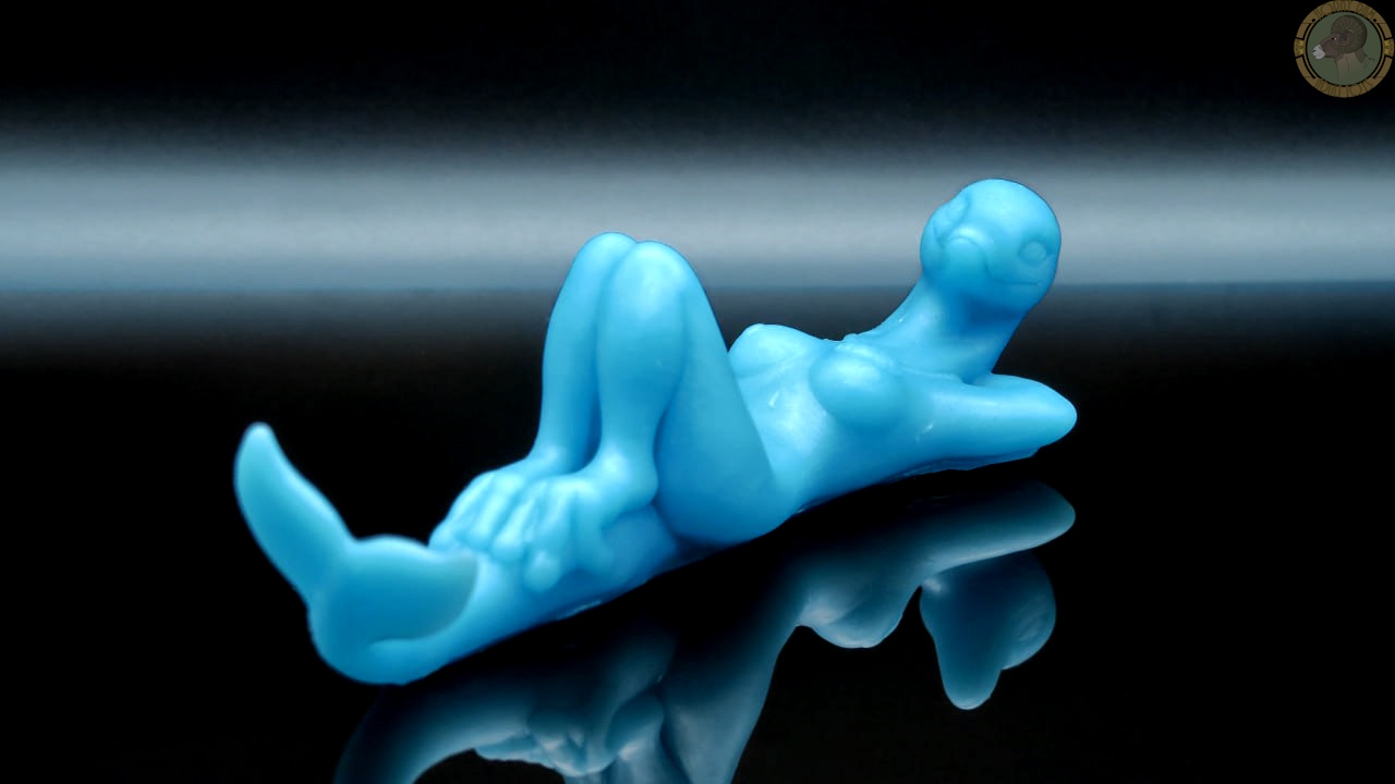 A 'Kiki Squishy' figure display.